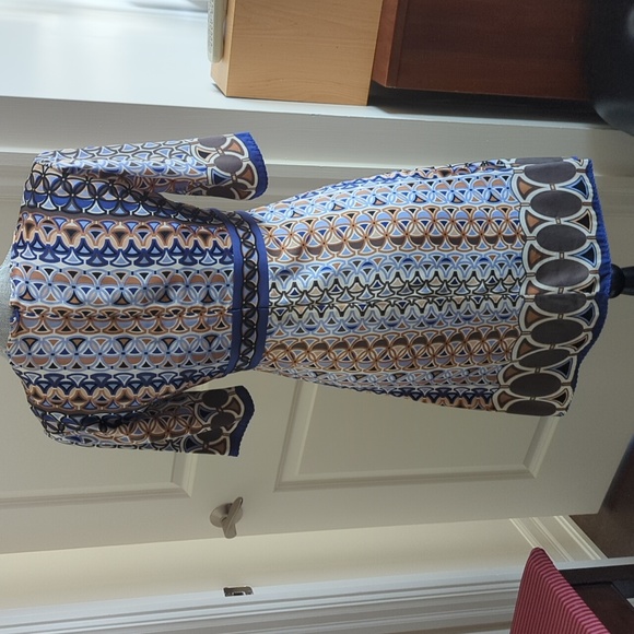 Elie Tahari 100% silk dress, XS - Picture 4 of 4
